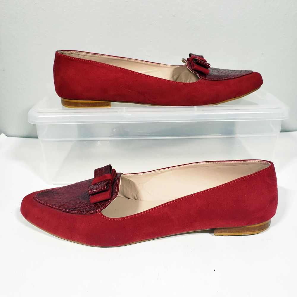 Red Pointed Toe Faux Snake Skin Flats